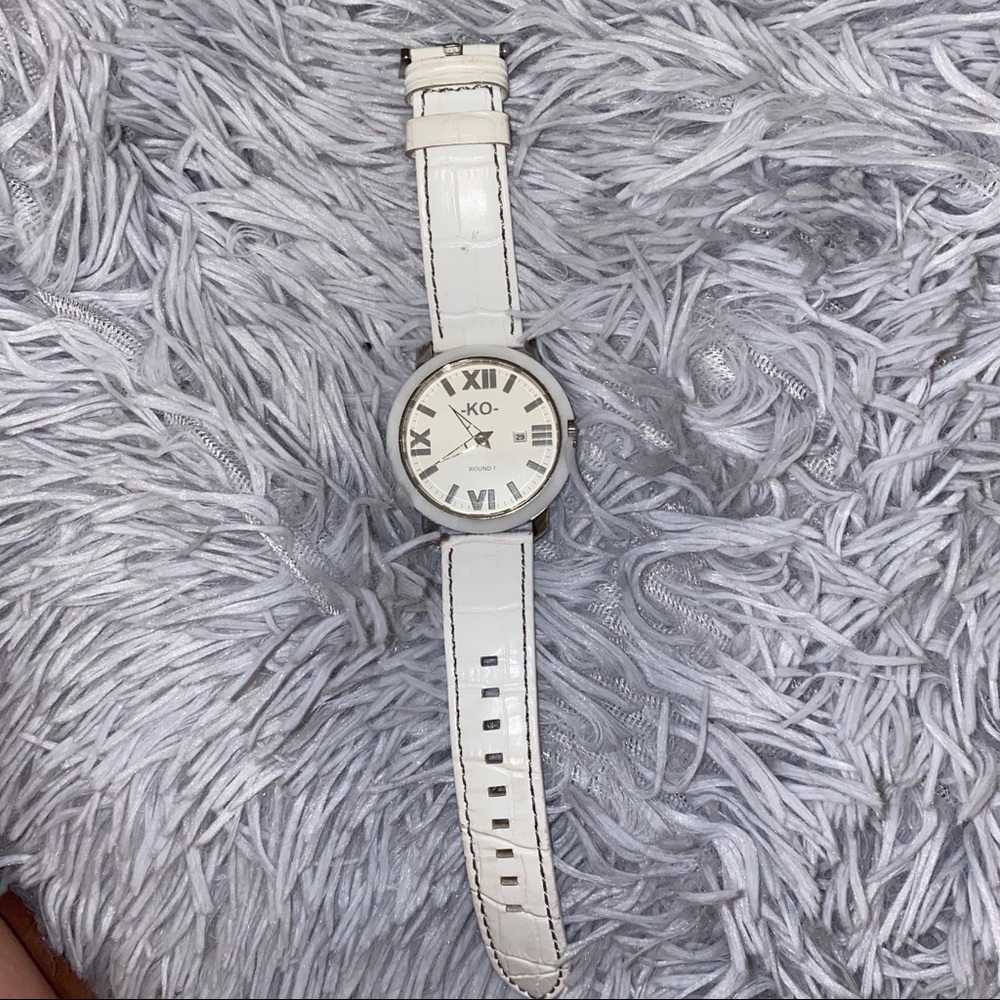 Women’s Silver and White Leather KO watch